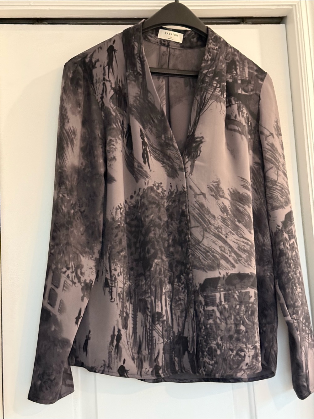 Babaton Gray & Black Scenic Print Silk Blouse - Picture 2 of 8